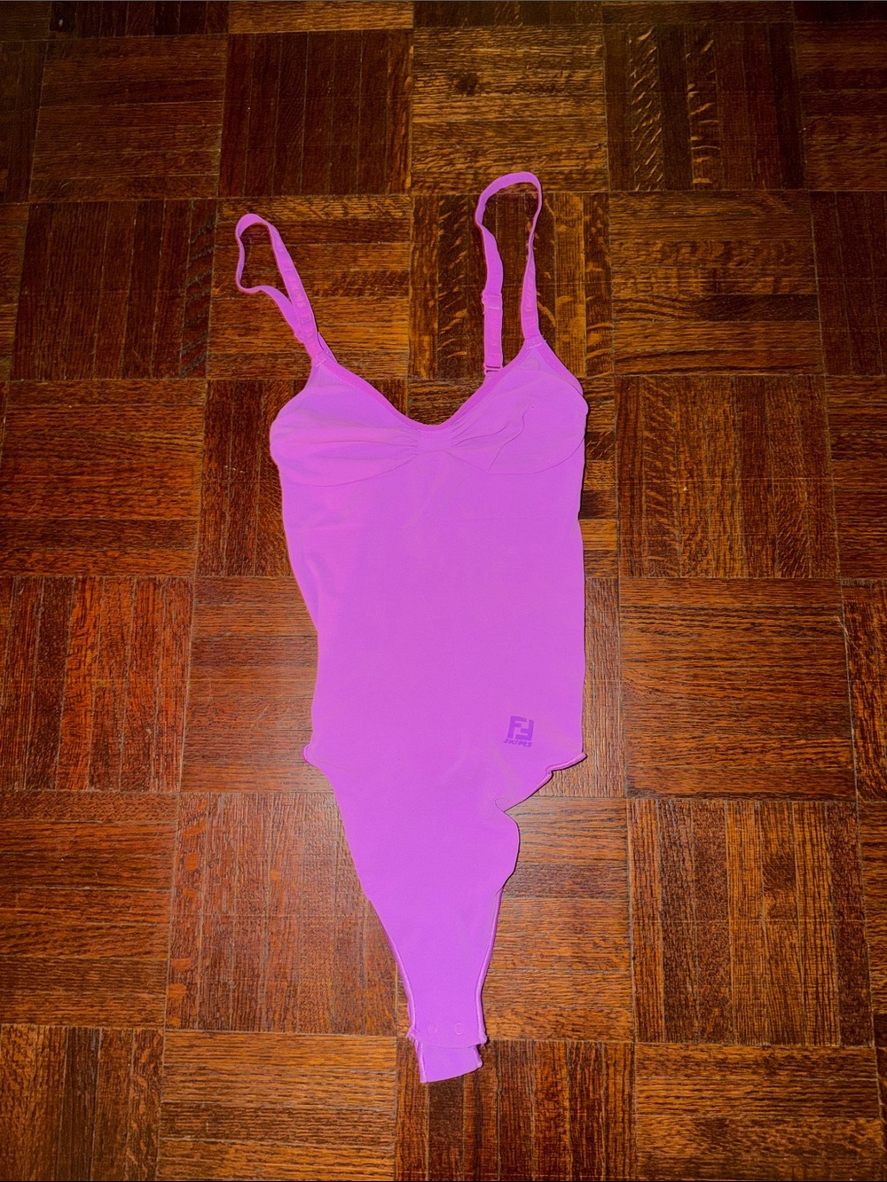 Skims x Fendi Sculpting Bodysuit sz. L